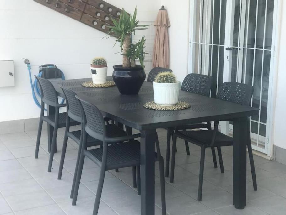 Nova Beach Super Cool Seaview Apartment سانتا بولا المظهر الخارجي الصورة