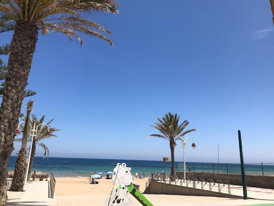 Nova Beach Super Cool Seaview Apartment سانتا بولا المظهر الخارجي الصورة