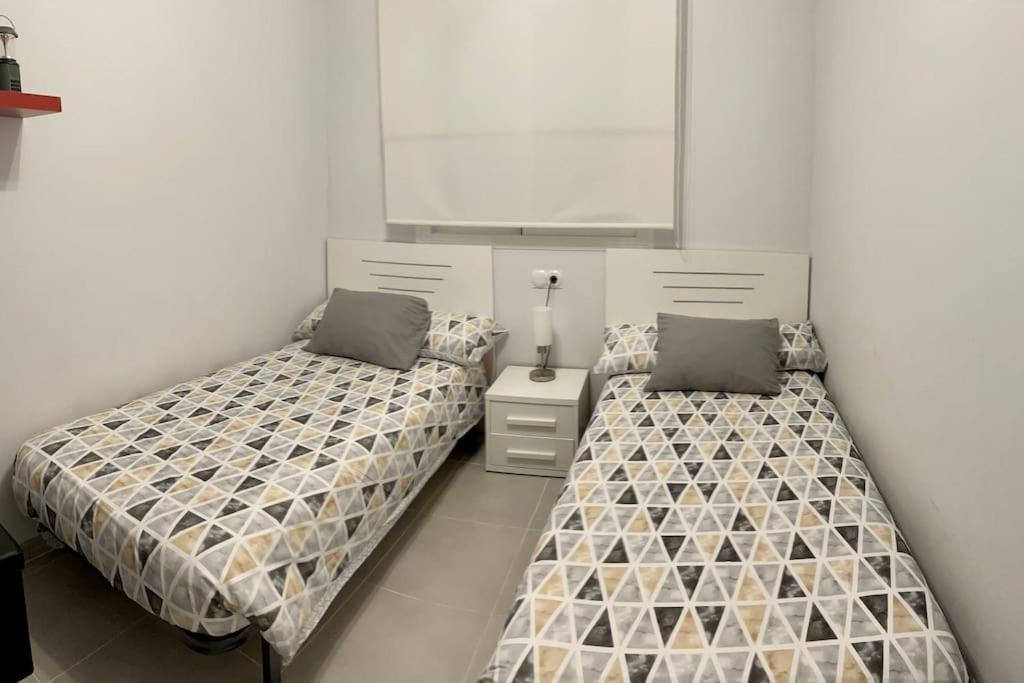 Nova Beach Super Cool Seaview Apartment سانتا بولا المظهر الخارجي الصورة