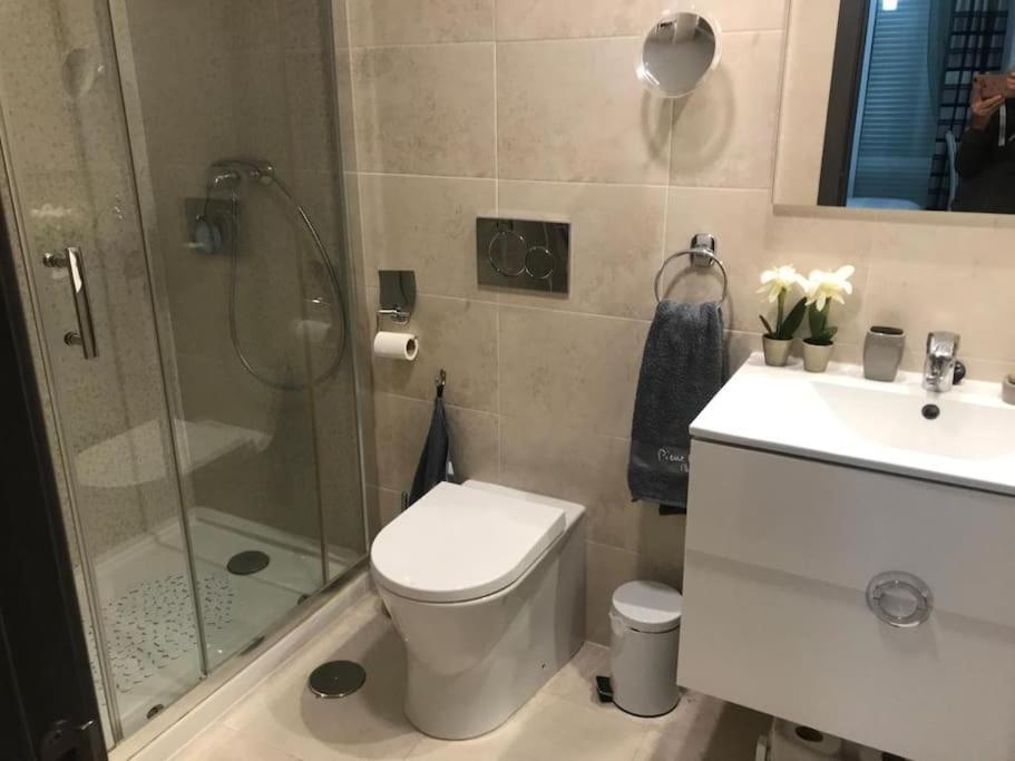 Nova Beach Super Cool Seaview Apartment سانتا بولا المظهر الخارجي الصورة